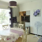 Cosy A 2 Pas De La Avec Terrasse Et Parking Prive - Fr-1-387-65 شقة مارسيلان