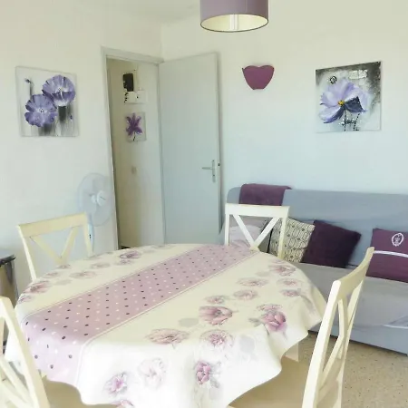 Cosy A 2 Pas De La Avec Terrasse Et Parking Prive - Fr-1-387-65 شقة *