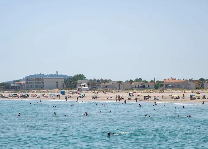 Cosy A 2 Pas De La Avec Terrasse Et Parking Prive - Fr-1-387-65 Marseillan (Herault)