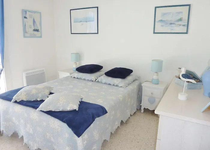 Apartment Cosy A 2 Pas De La Avec Terrasse Et Parking Prive - Fr-1-387-65 Marseillan (Herault)